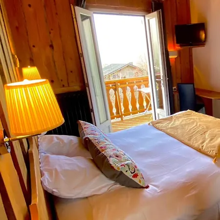 Des Skieurs Otel