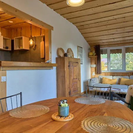 Les Skieurs Appartements B&B Hotel *