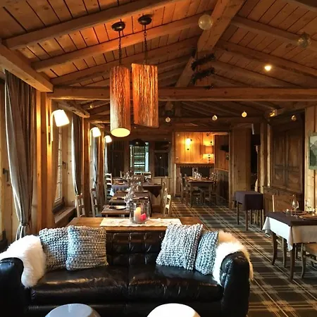 Les Skieurs Appartements B&B *